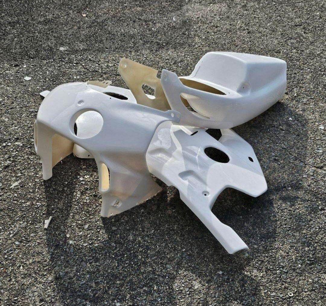 FRP製 CBR250RR用 MC22 耐久タイプフルカウル　Nタイプシート