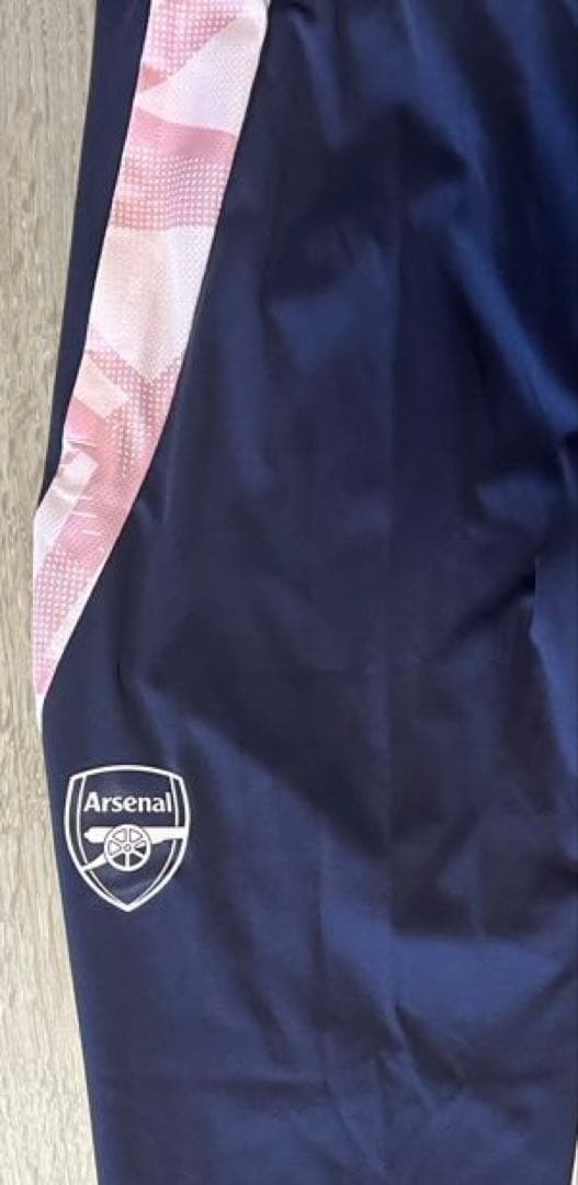 adidas アーセナル　トラックパンツ　トレーニングパンツ　ジャージ　新品