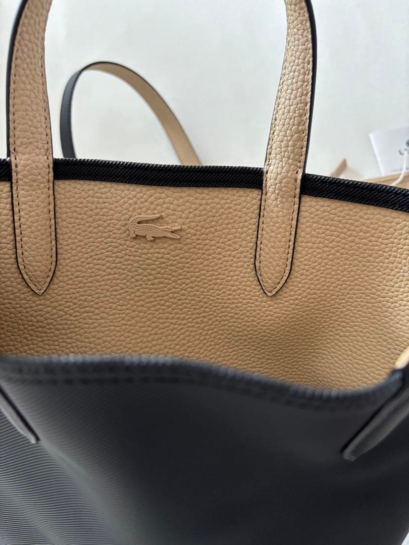 ラコステ　リバーシブルトートバッグ　黒ベージュ