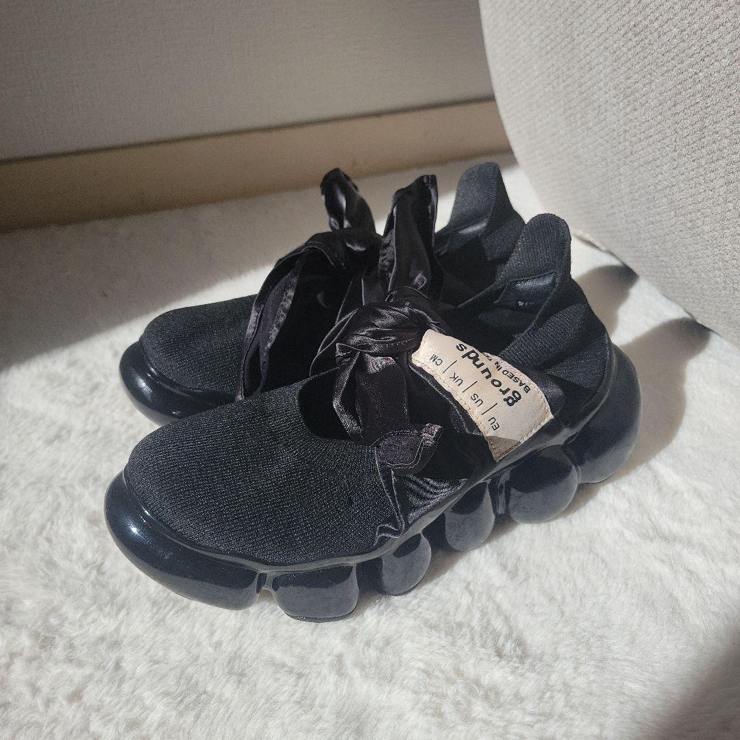 GROUNDS グラウンズ Jewelry Hankie Pumps