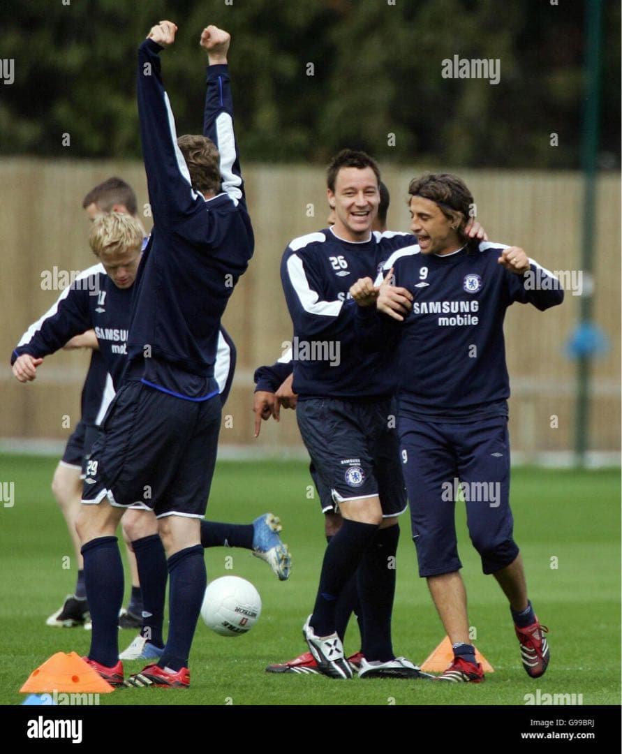 UMBRO チェルシー スウェット トレーナー ゲームシャツ ジャージ Mサイズ