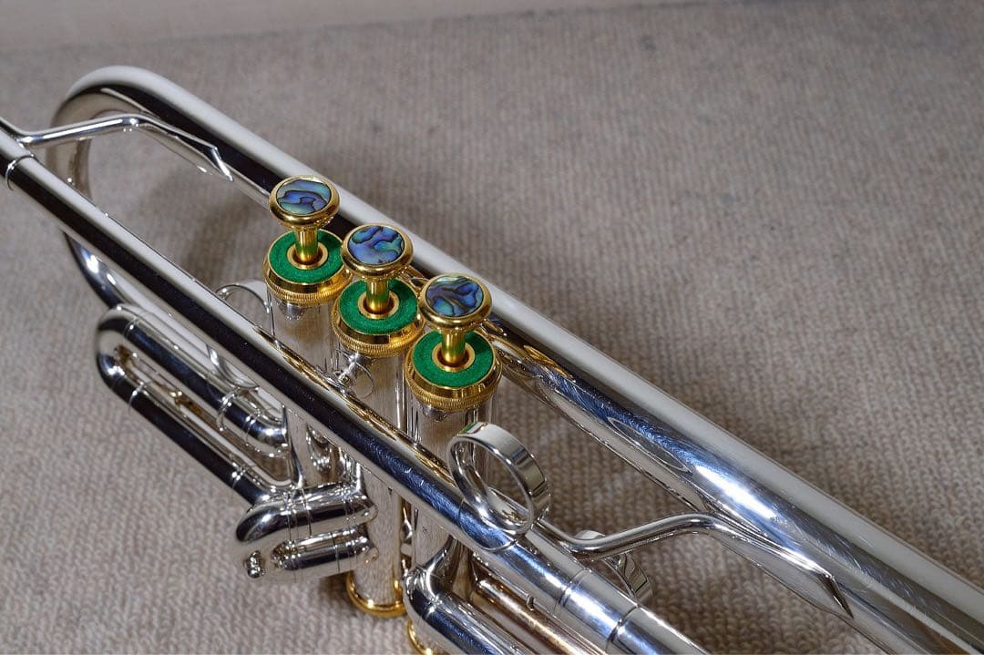 XOトランペットとケース他