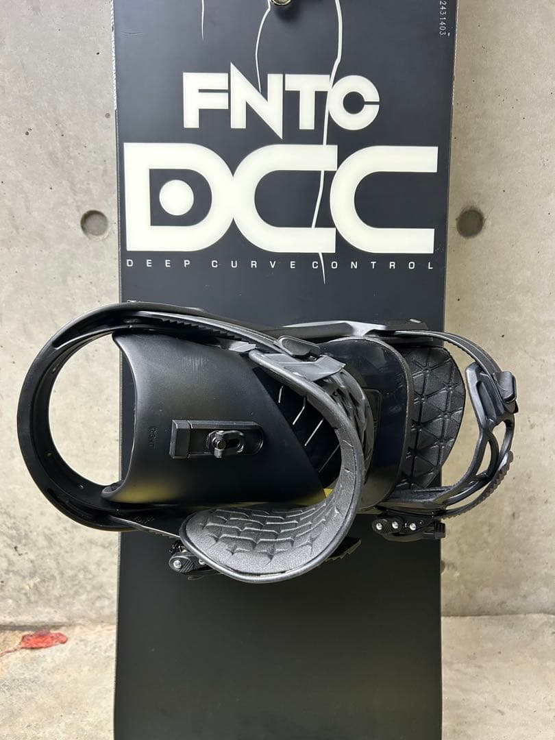 FNTC DCC カービング　スノーボード