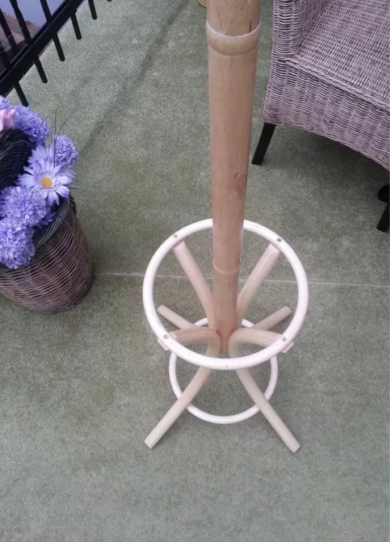 コートハンガー　チェコ共和国製　組立式