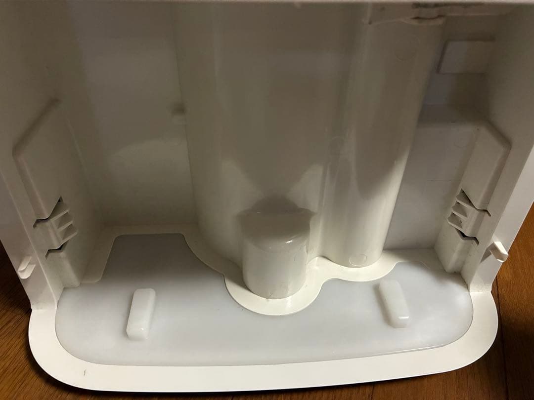 プラズマクラスター除湿機 CV-H71-W 説明書付き