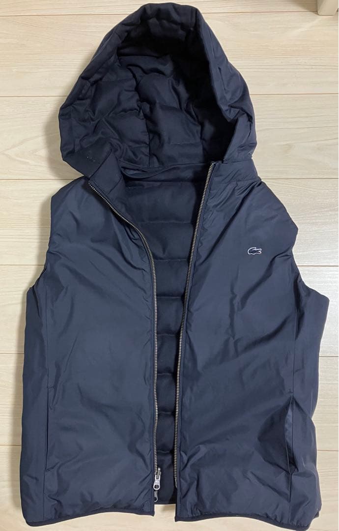 【美品】Lacoste フード付きネイビーリバーシブルダウンベスト