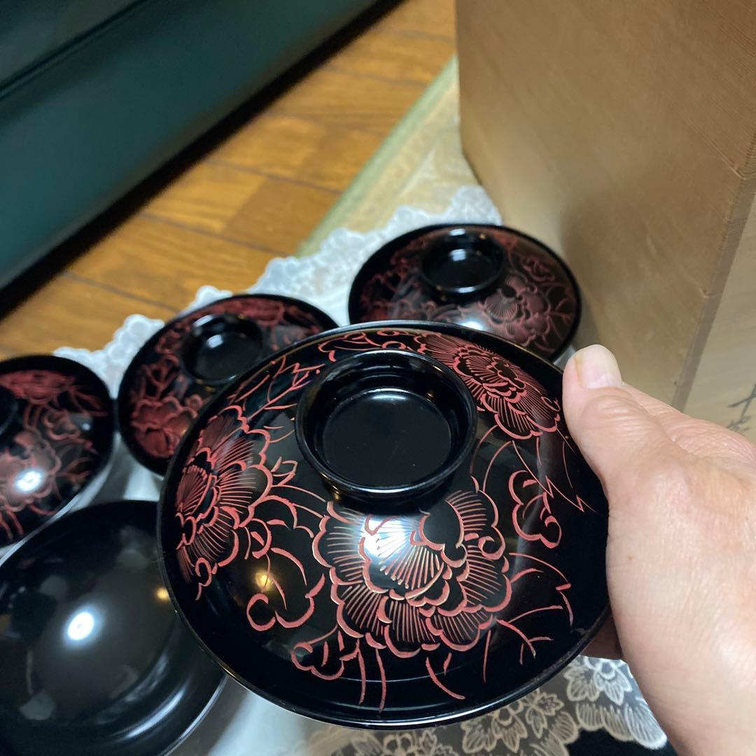 期間限定最終処分特価　輪島塗吸物椀五客黒に朱の絵付け堅牢優美布着保証　素敵な食卓