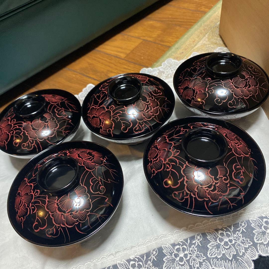 期間限定最終処分特価　輪島塗吸物椀五客黒に朱の絵付け堅牢優美布着保証　素敵な食卓