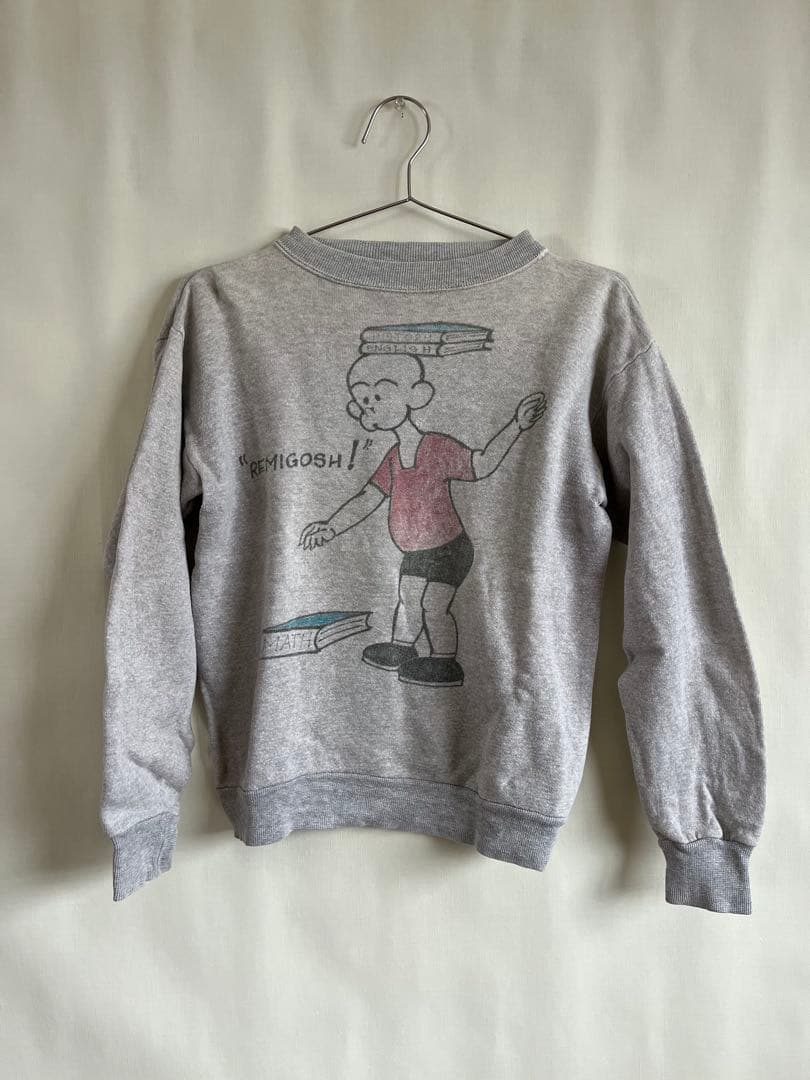 グレー スウェット　ペイント