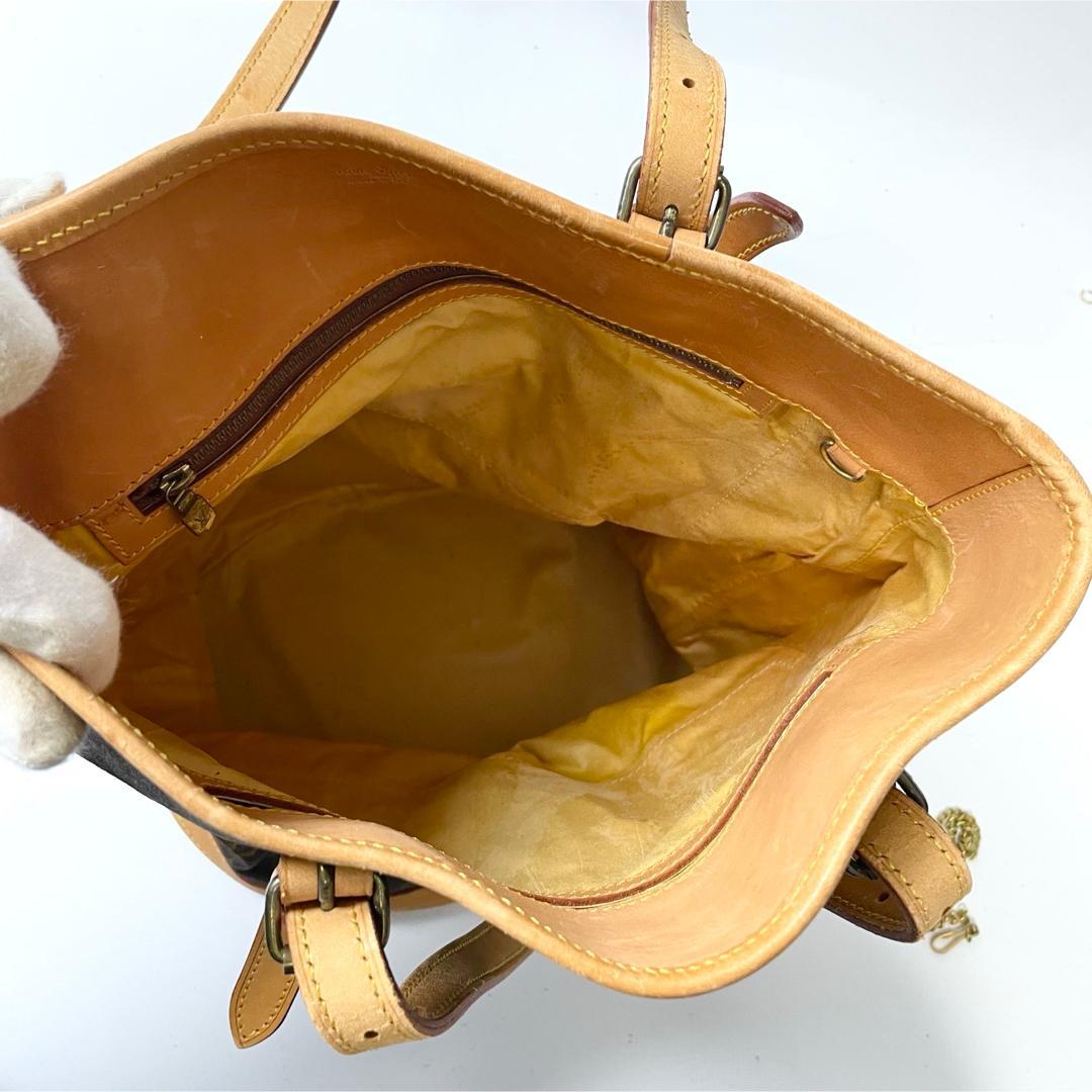 ルイヴィトン　モノグラム　バケット　トートバッグ　ショルダーバッグ