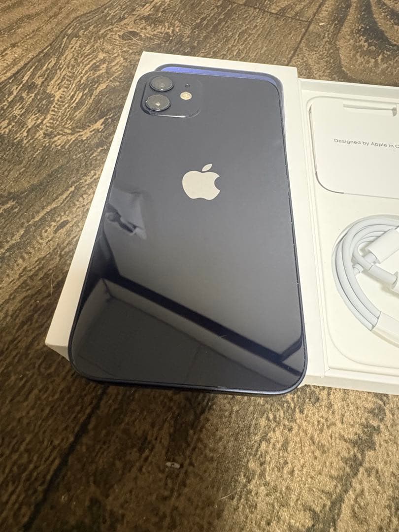 Apple iPhone12本体　64GB SIMフリー　黒色　付属品完備