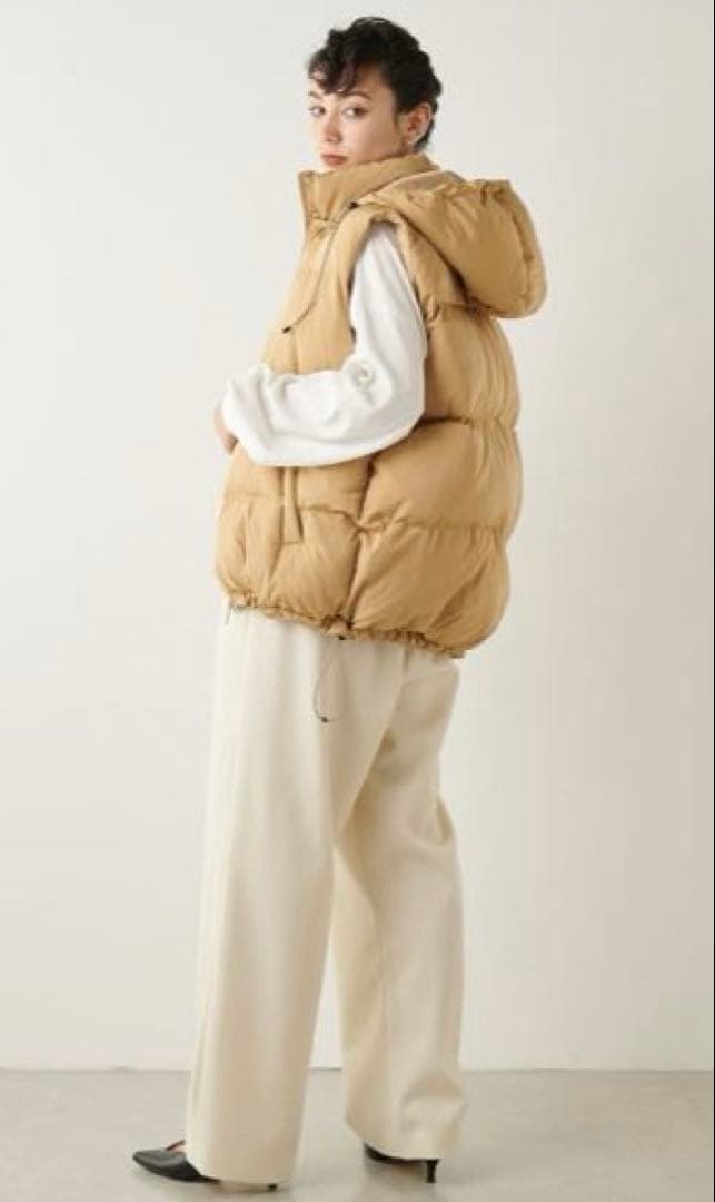 試着のみ極美品 Whim Gazette THE PAUSE パファー中綿ベスト