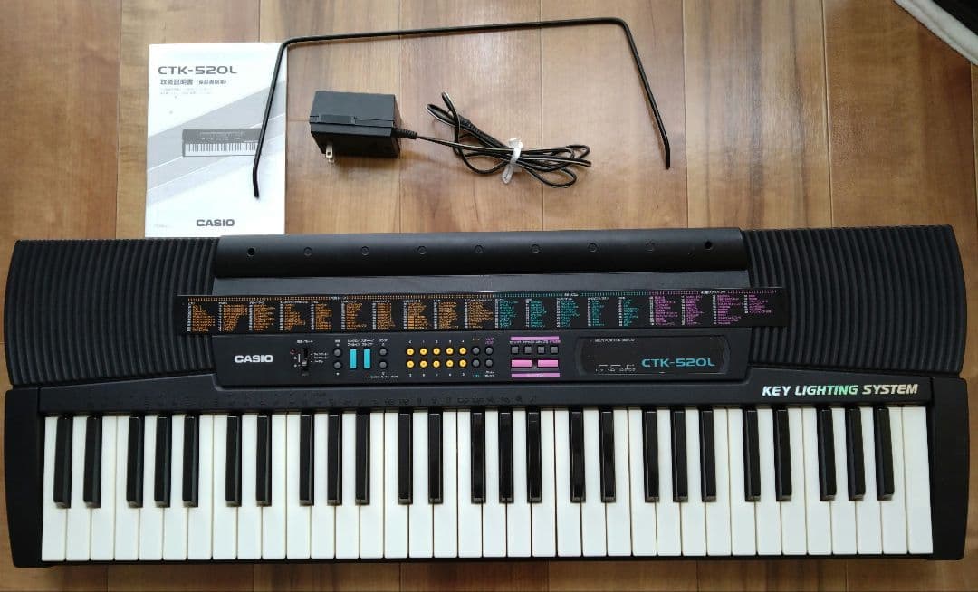 CASIO キーボード CTK-520L 光ナビゲーションシステム