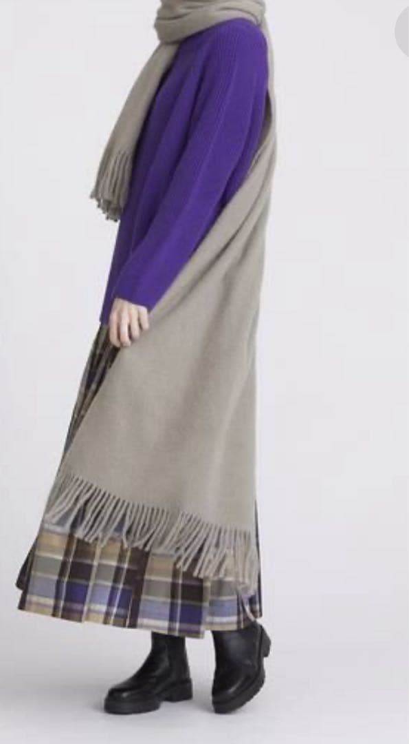 アソースメレベビーキャメル大判グレージュ フリンジ付