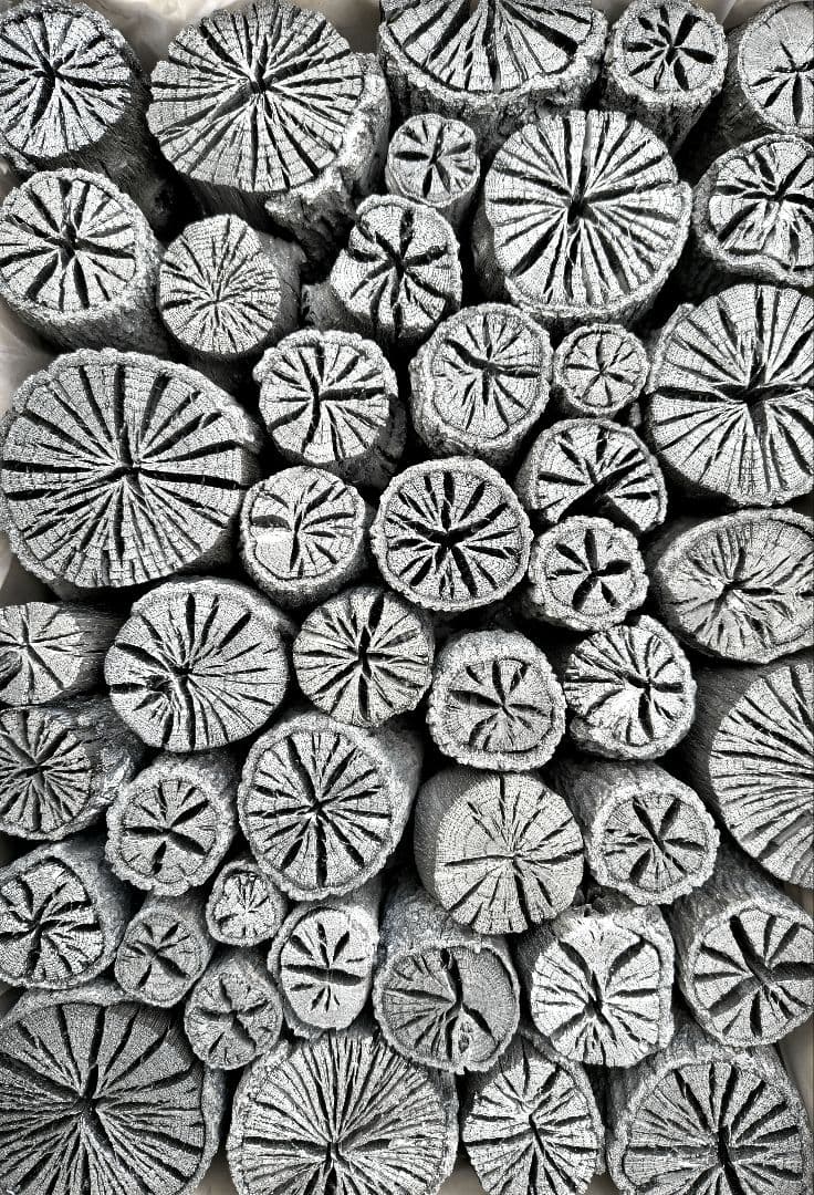 【 伊予の切炭 】約6kg クヌギ菊炭×2箱