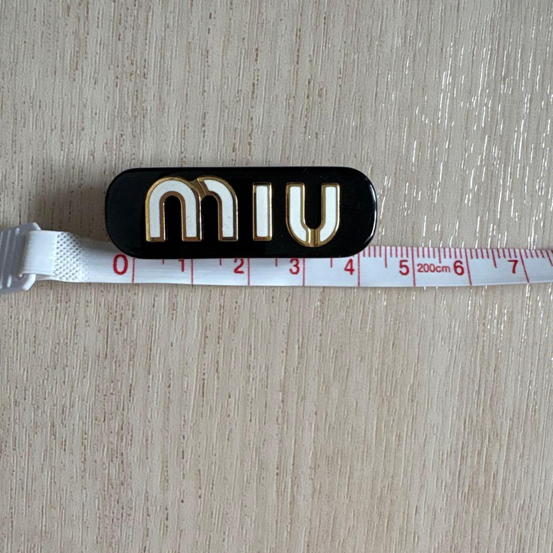 miumiu ピン バレッタ