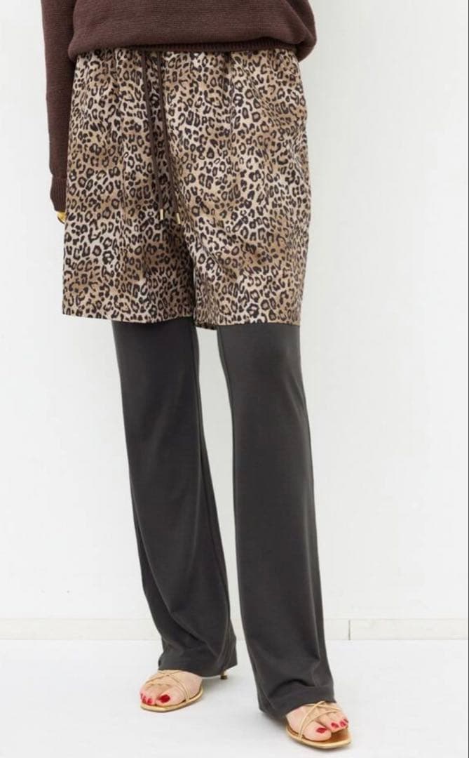 新品未使用アパルトモンLisiere LUX-WARM LEGGINGSブラック