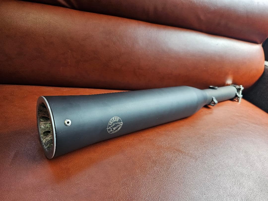 --xページ--YAMAHA BOLT スリップオンマフラー/バックレスト