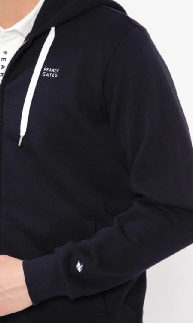 売りつくし　パーリーゲイツ　パーカー　サイズ４　新品未使用