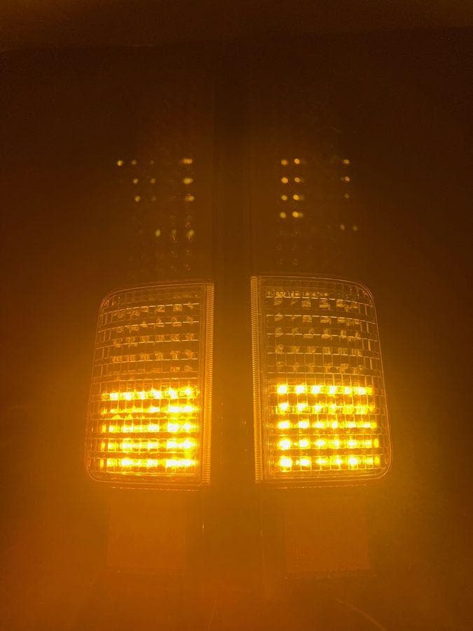 完成品　エヴリィワゴン　DA64W　LEDテール　ブラック　シーケンシャル対応