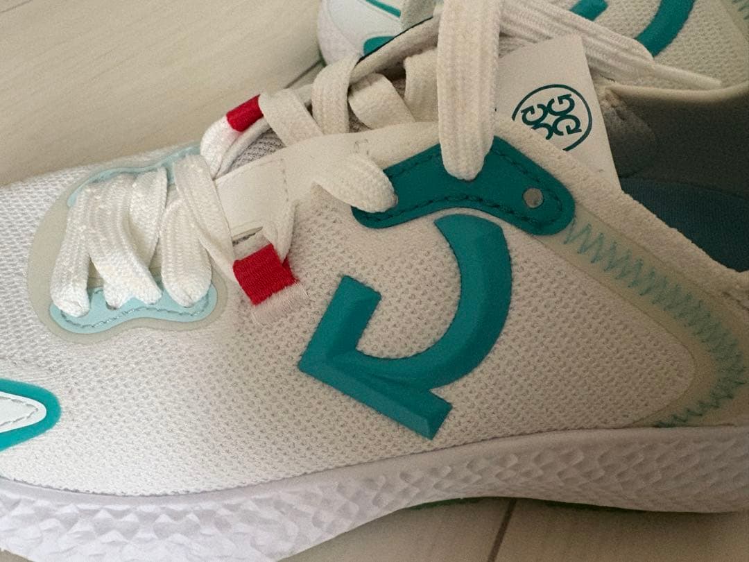 【新品未使用】ジーフォア　ゴルフ　レディースシューズ