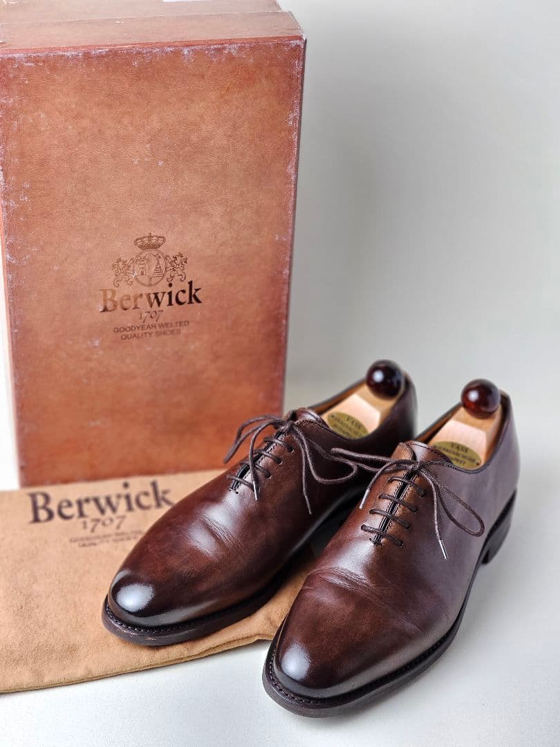 Berwick 美品　バーウィック　ホールカット　UK6.5