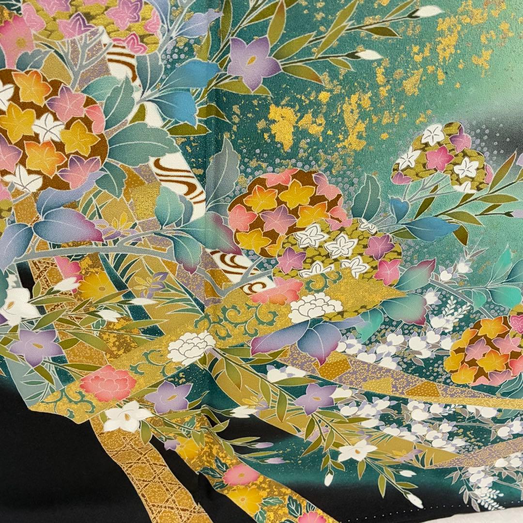 D159 黒留袖　友禅　金駒刺繍　正絹　着物　袷　極美品