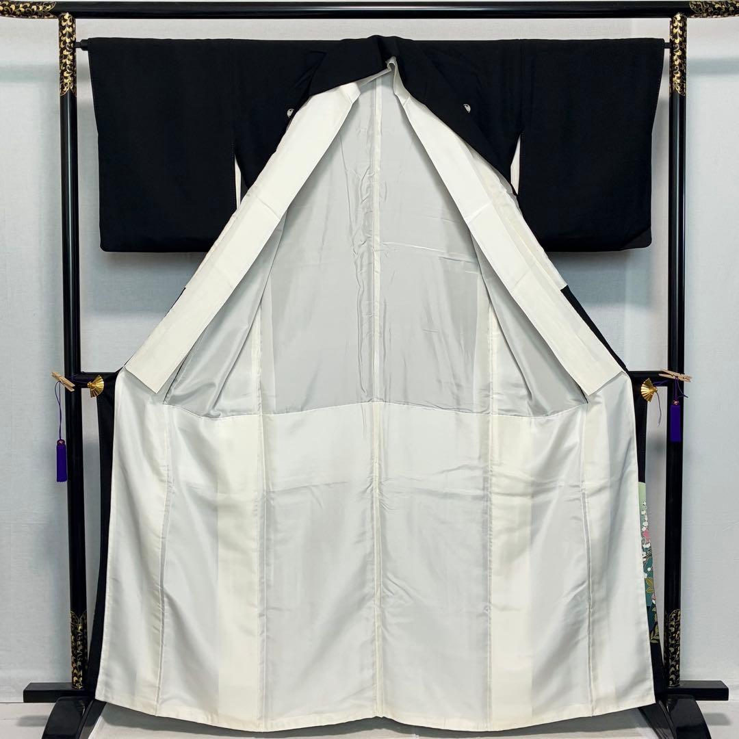 D159 黒留袖　友禅　金駒刺繍　正絹　着物　袷　極美品