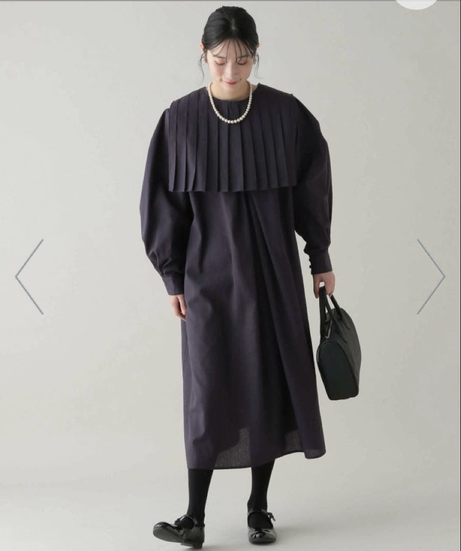 新品《natural by clip》プリーツ襟タックワンピース