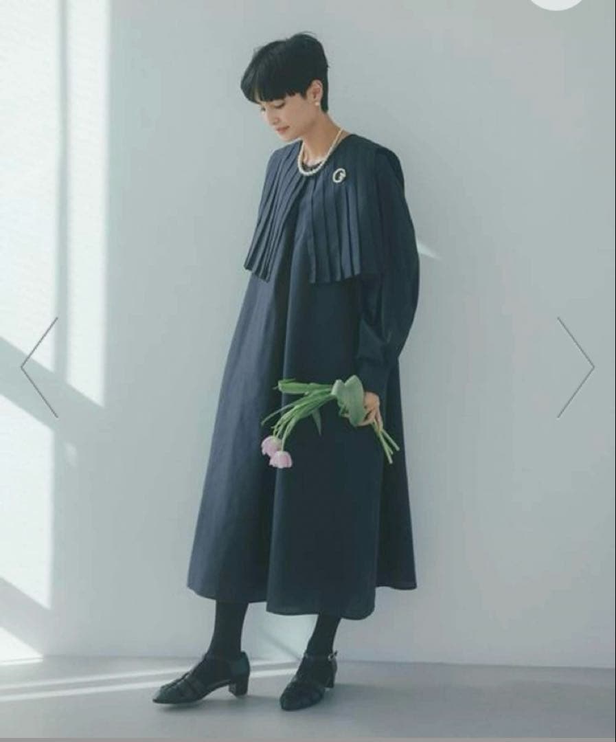 新品《natural by clip》プリーツ襟タックワンピース