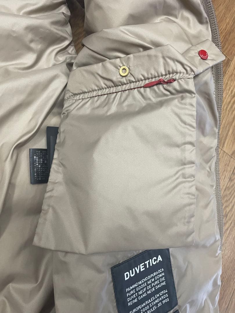Duvetica デュベティカ　ベージュ ダウンベスト フード付き　42