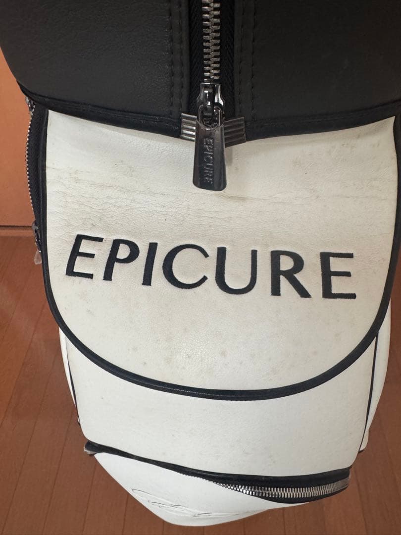 ゴルフキャディーバック　ゴルフクラブ4本付き