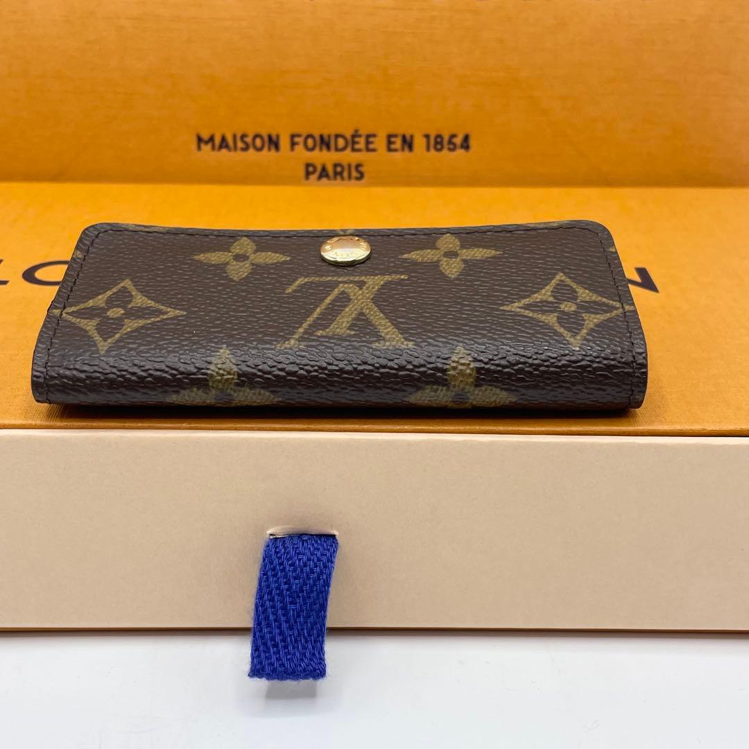 【美品】【定番】ルイヴィトン　キーケース　4連　モノグラム　ミュルティクレ4