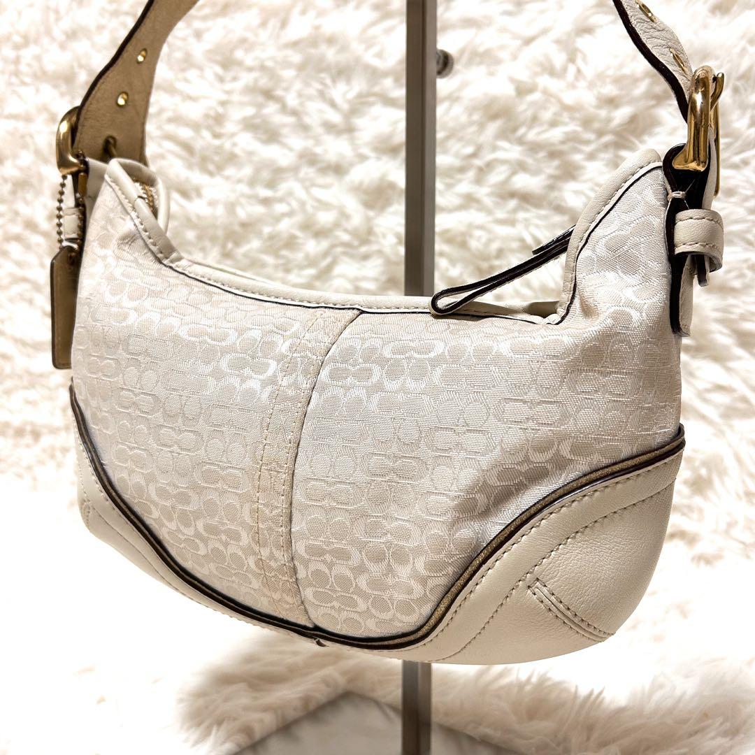 【極美品】COACH ホーボー 三日月 ゴールド金具 シグネチャー レザー