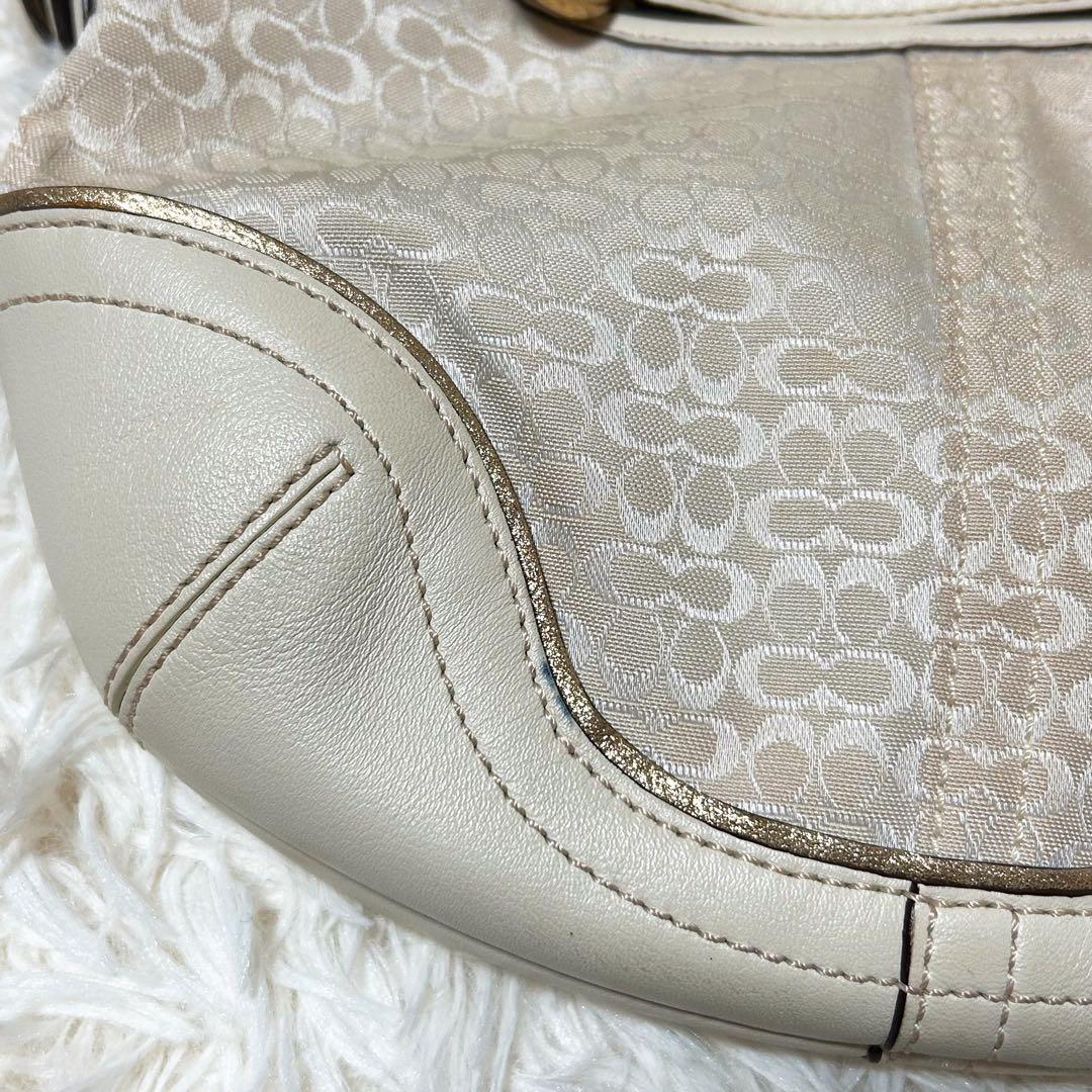 【極美品】COACH ホーボー 三日月 ゴールド金具 シグネチャー レザー