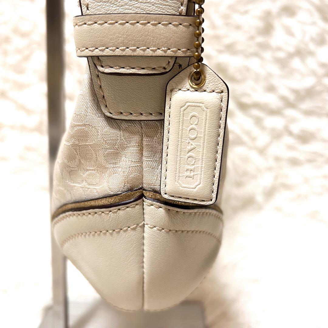 【極美品】COACH ホーボー 三日月 ゴールド金具 シグネチャー レザー