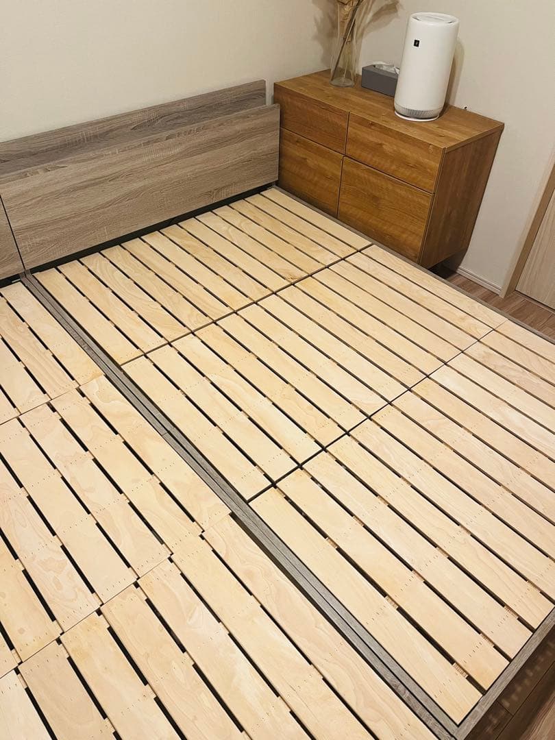 【美品 セミダブルサイズ】ベッドフレーム ライトグレー