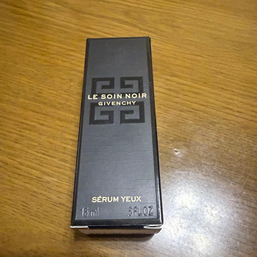 ジバンシー　ソワン ノワール セラム ユー