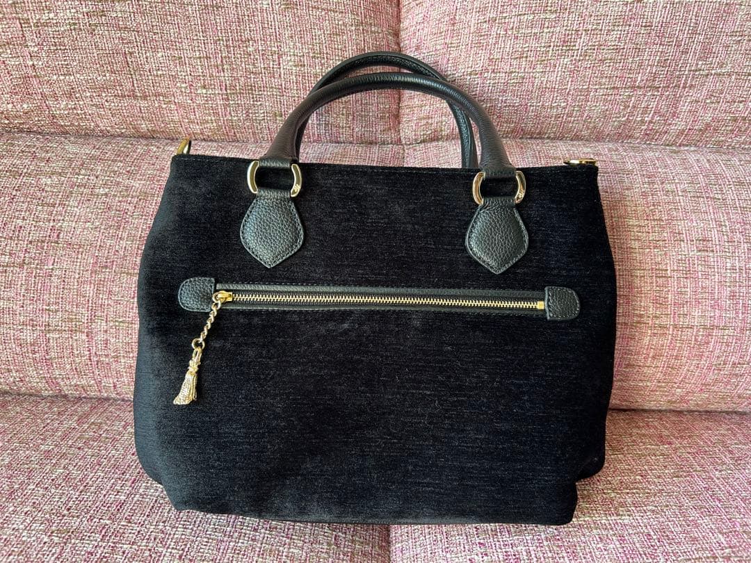 Think Bee! 花柄刺繍トートバッグ