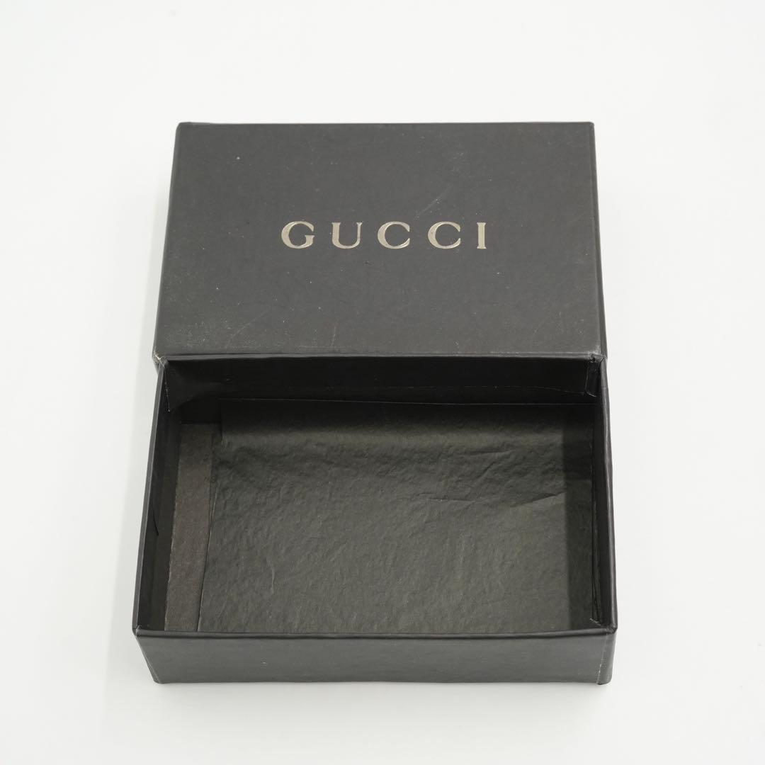 ✨新品未使用・箱付き✨　GUCCI キーケース　エンボスロゴ　Gロゴ 6連　刻印