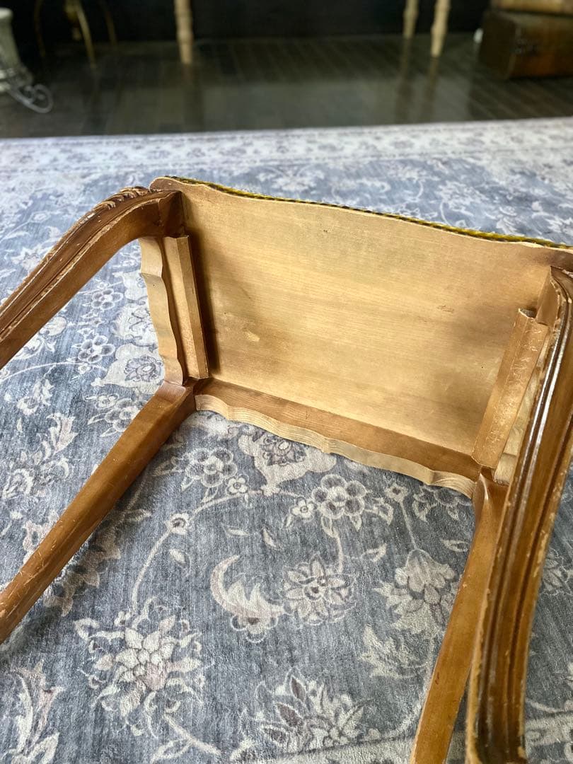 フレンチスタイル ベルベットスツール　オリーブグリーン