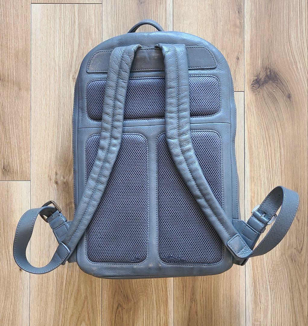 マザーハウス　グレー レザーバックパック メッシュ