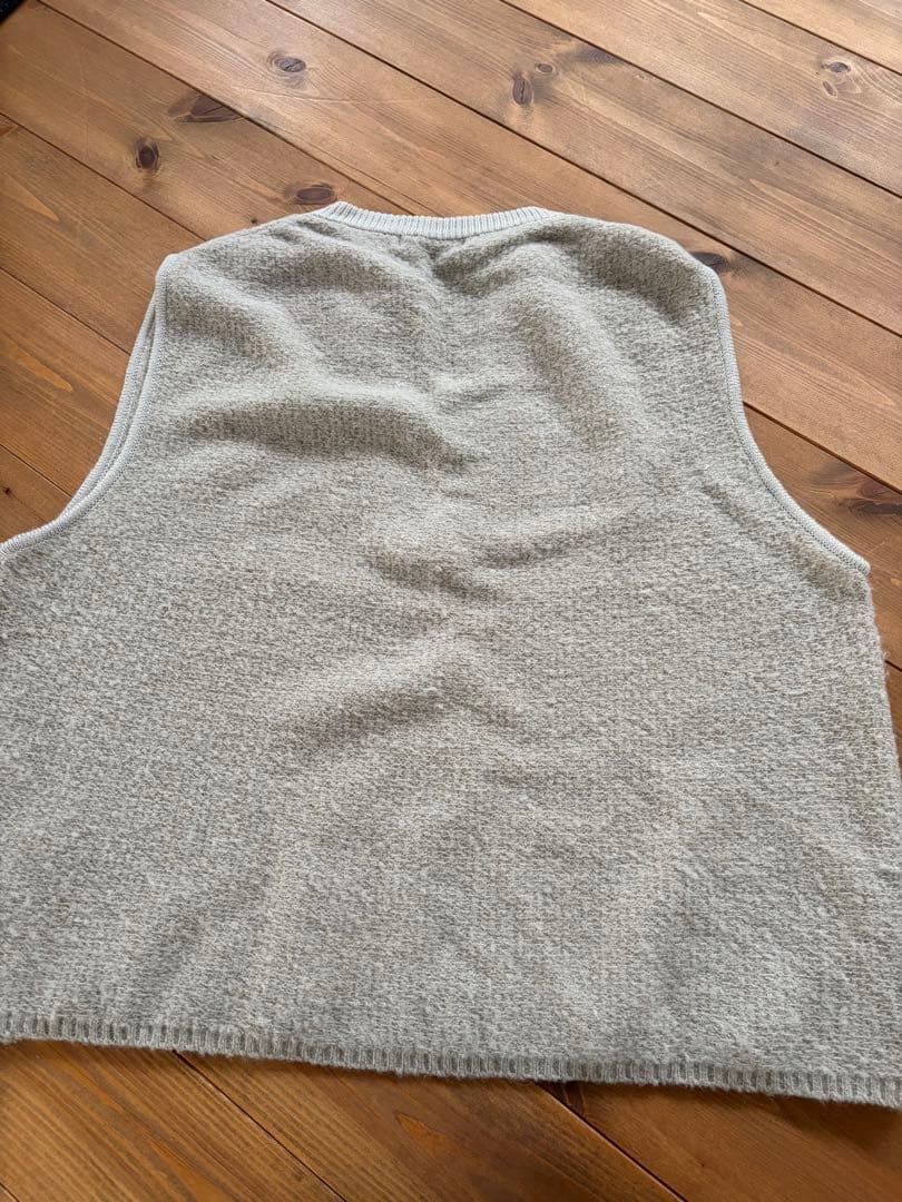 OURアワーホーム　アルパカ混の洗えるニットベスト　グレーベージュ