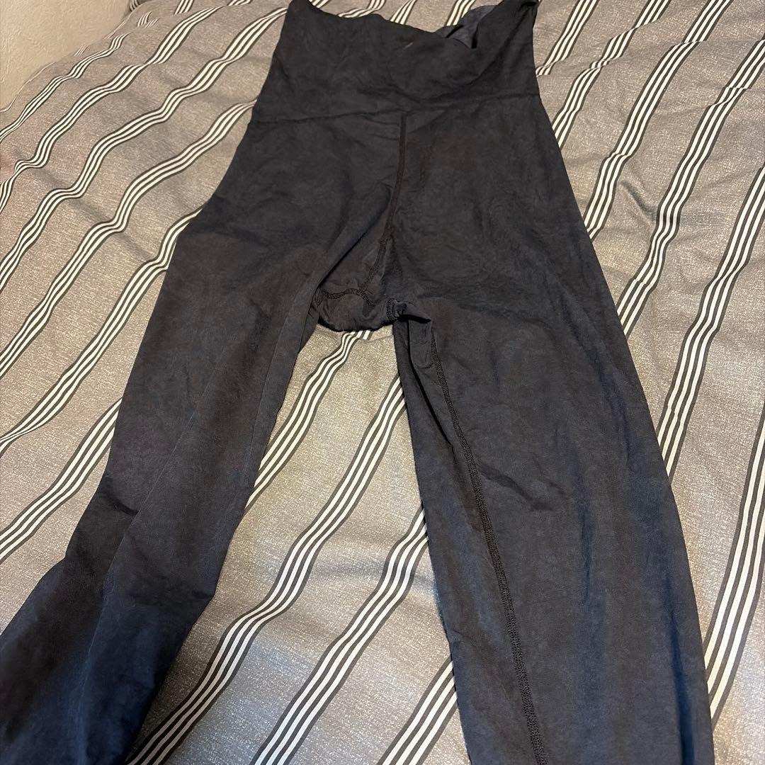 ノーム　　Grant E One's LL ホルミーレギンス