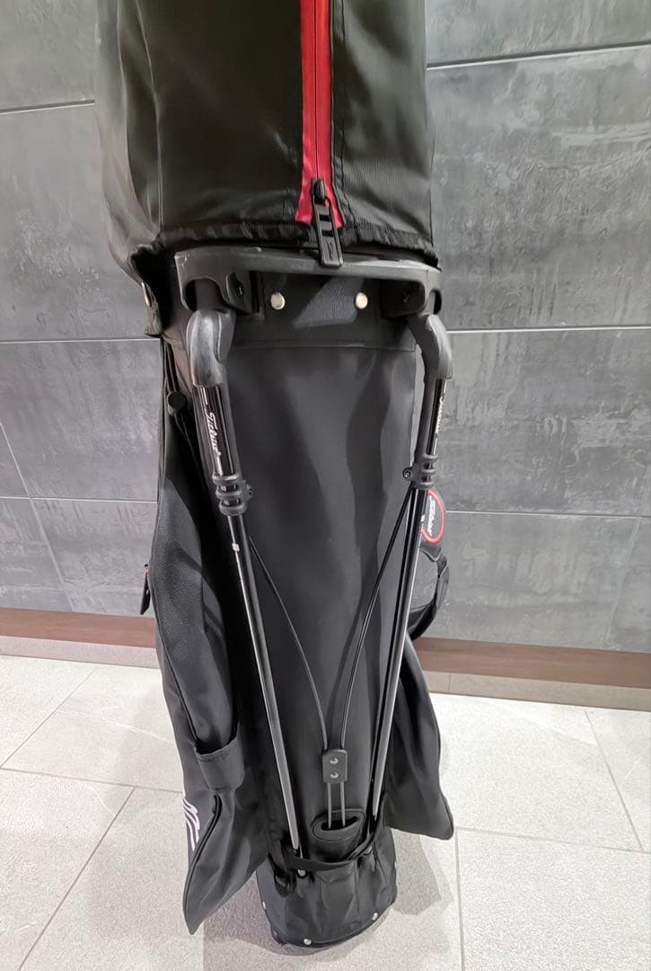 Titleist スタンド式キャディバッグ ブラック/レッド