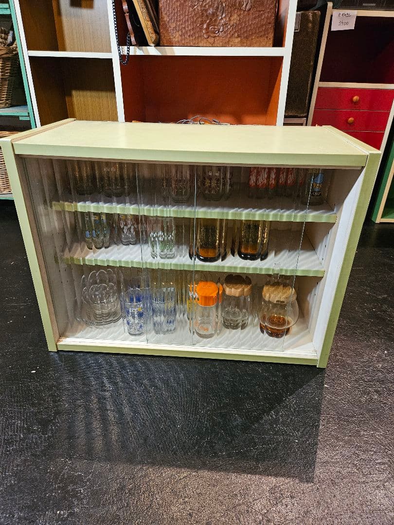 ショーケース　ディスプレイ　棚　ラック　ガラスケース　昭和レトロ　アンティーク