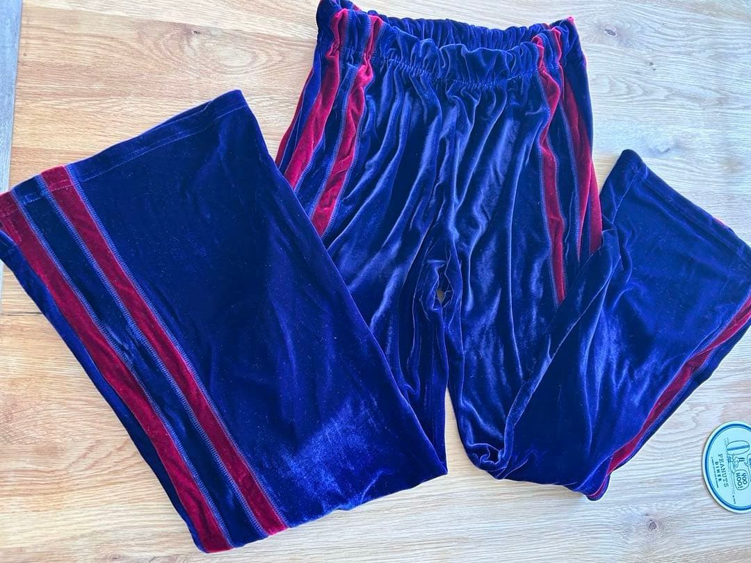 じゅ【RE.】ベロアラインパンツ アールイードット　仲里依紗