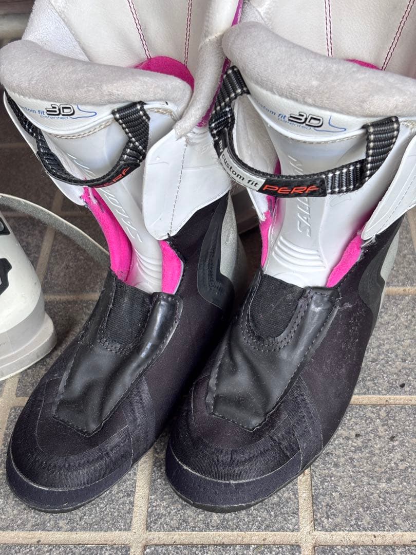 Salomon 女性用スキー ブーツ ホワイト/ピンク