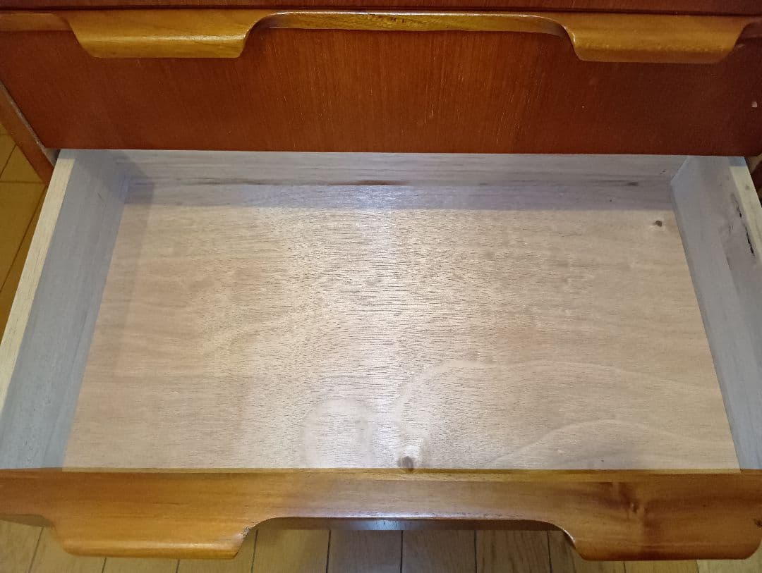 北欧ヴィンテージ　チェスト　3段　北欧ヴィンテージ家具　8/8〜8/11発送不可