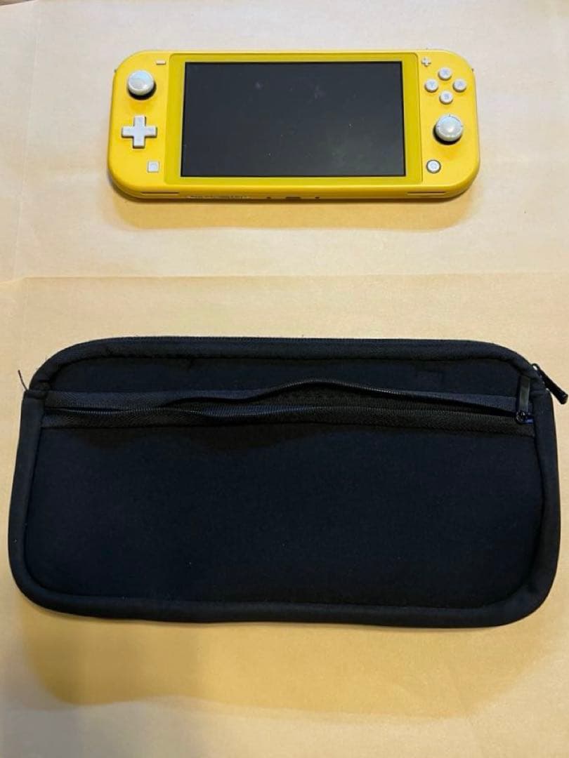 Nintendo Switch Lite イエロー 専用アダプター、SDカード付